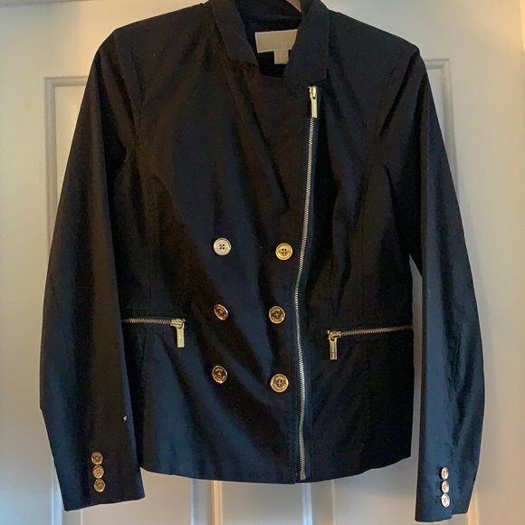 Michael Kors black and gold blazer. In size 6 and in excellent condition! - Picture 5 of 5